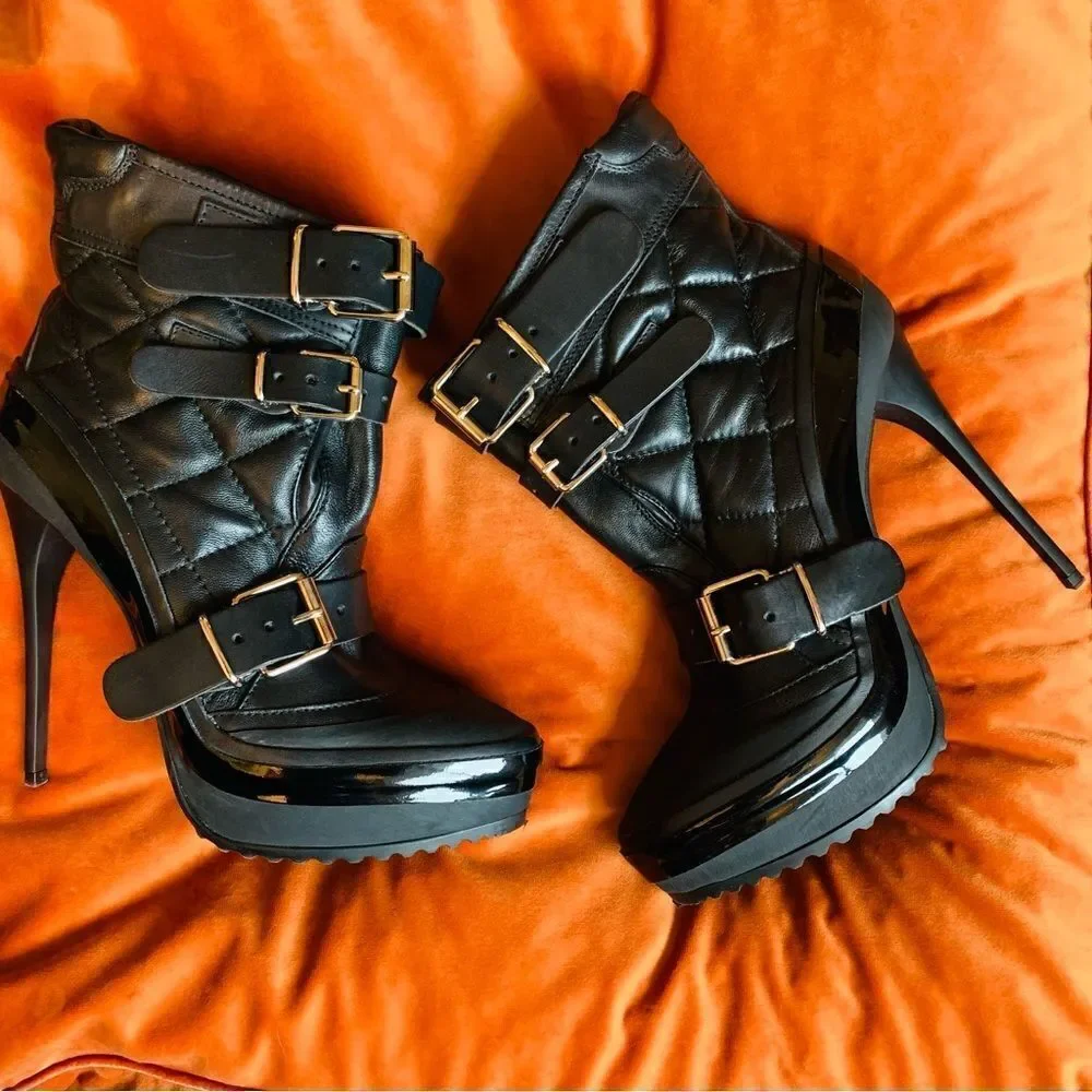 Burberry Black Quilted Patent Platform Ankle Boots with Buckles - Picture 3 of 16